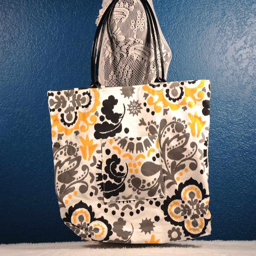 Reverseable Tote - image 3